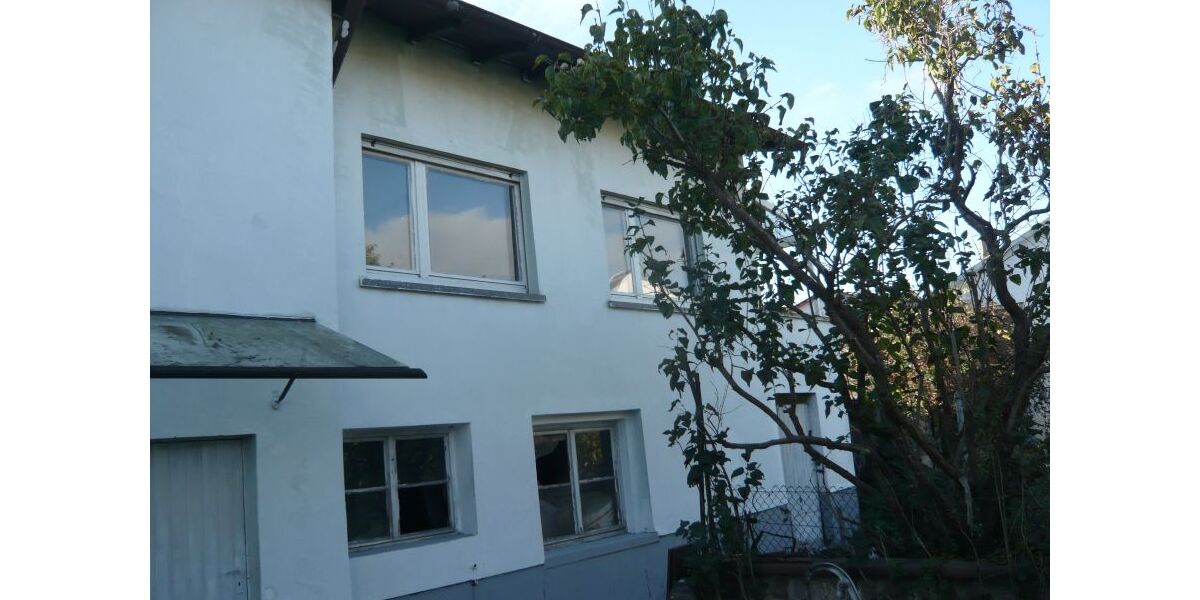 Provisionsfrei* nur 219.900  teilrenov. incl. Restrenov.material, a.W. ab 349.900 komplett renov, nach ihren Wünschen, Potential -3 Wohnungen - Zweifamilienhaus Durmersheim | Angebot:25999313