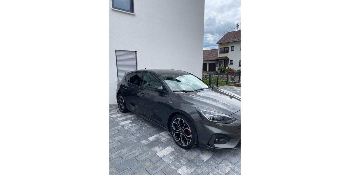 Ford Focus 120.000 km 13.500 &euro; Muggensturm 76461