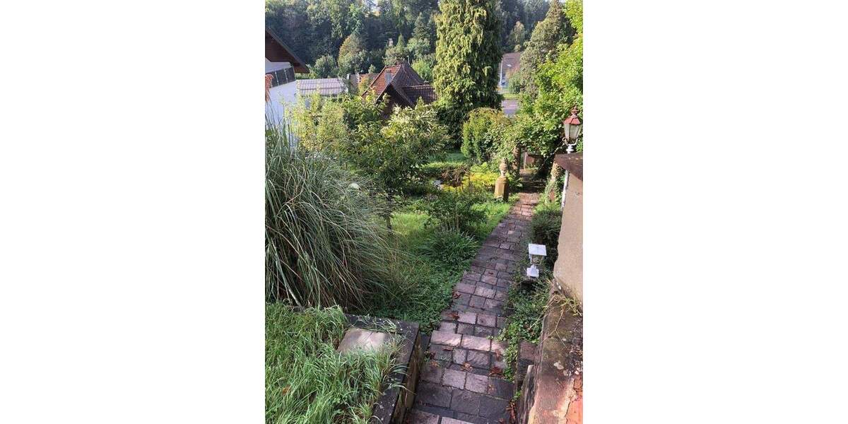 Einfamilienhaus Ottersweier Ortsgebiet - 7 Zimmer, 170 m&sup2;, 550.000&euro; | Angebot:25654336