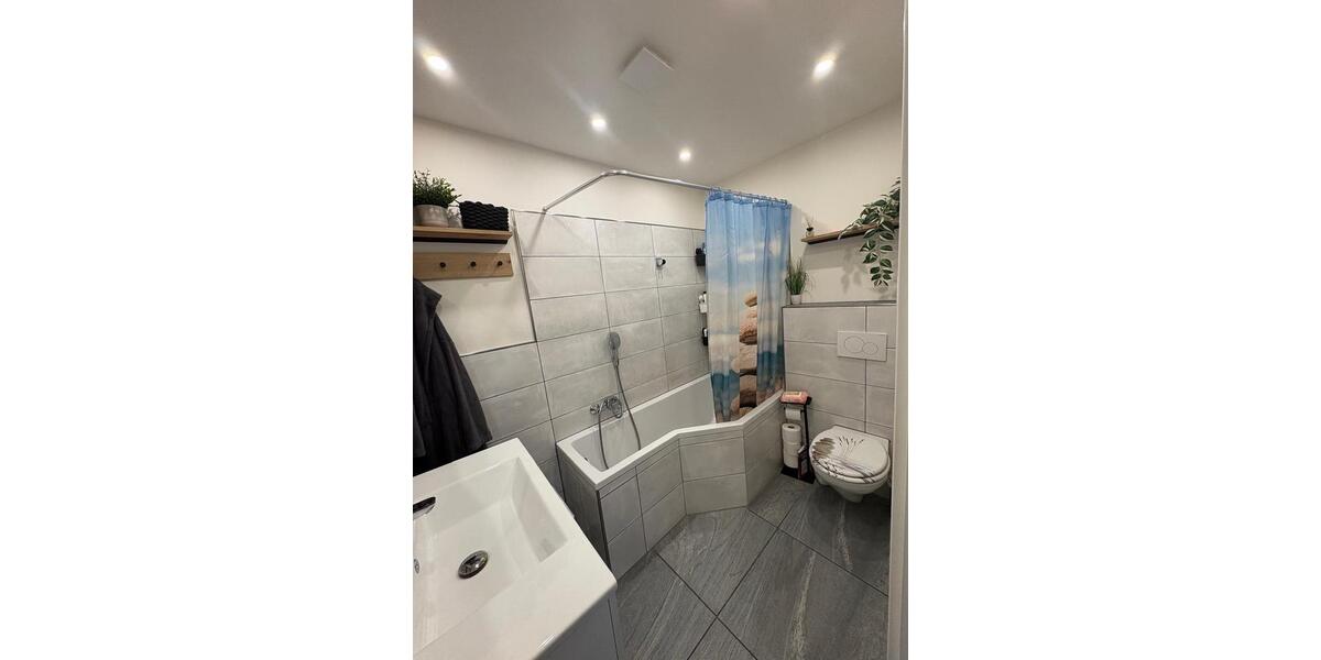 Erdgeschoßwohnung Bietigheim - 2 Zimmer, 68 m&sup2;, 900&euro; | Angebot:25809964