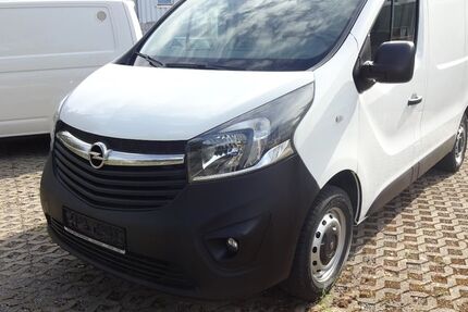 Opel Vivaro 107.800 km 13.899 &euro; Rheinstetten - Mörsch 76287
