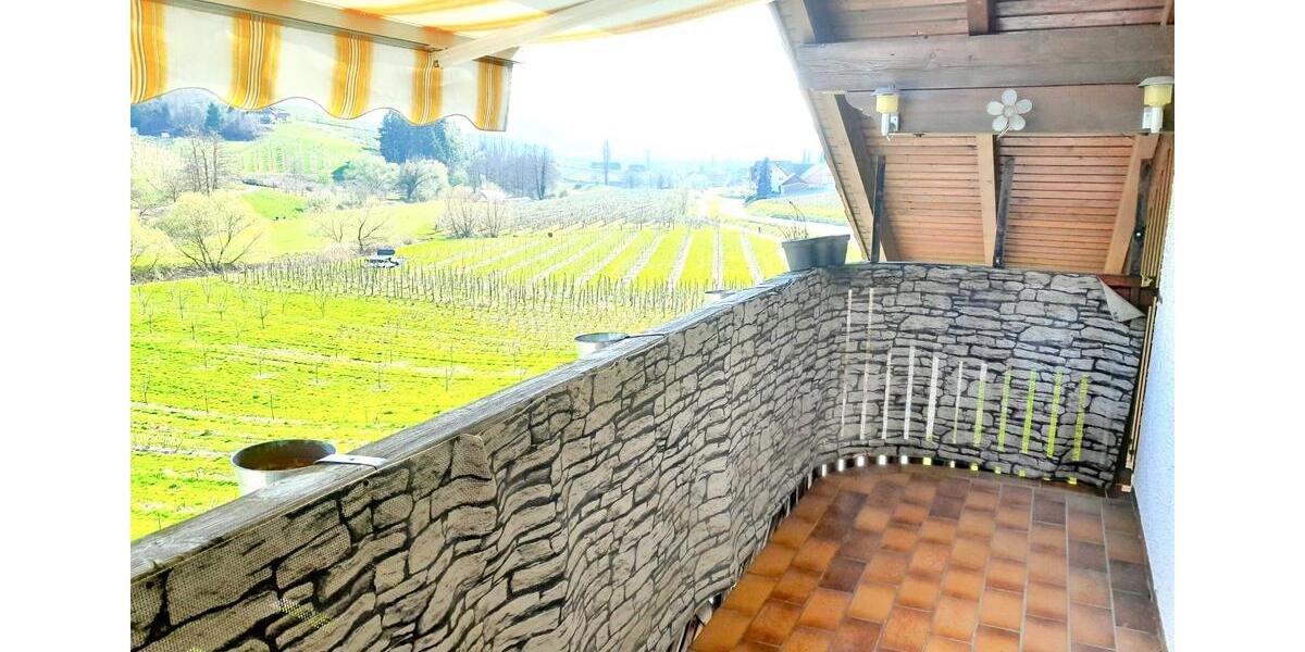 Dachgeschoßwohnung Oberkirch - 3 Zimmer, 91 m&sup2;, 683&euro; | Angebot:25930093