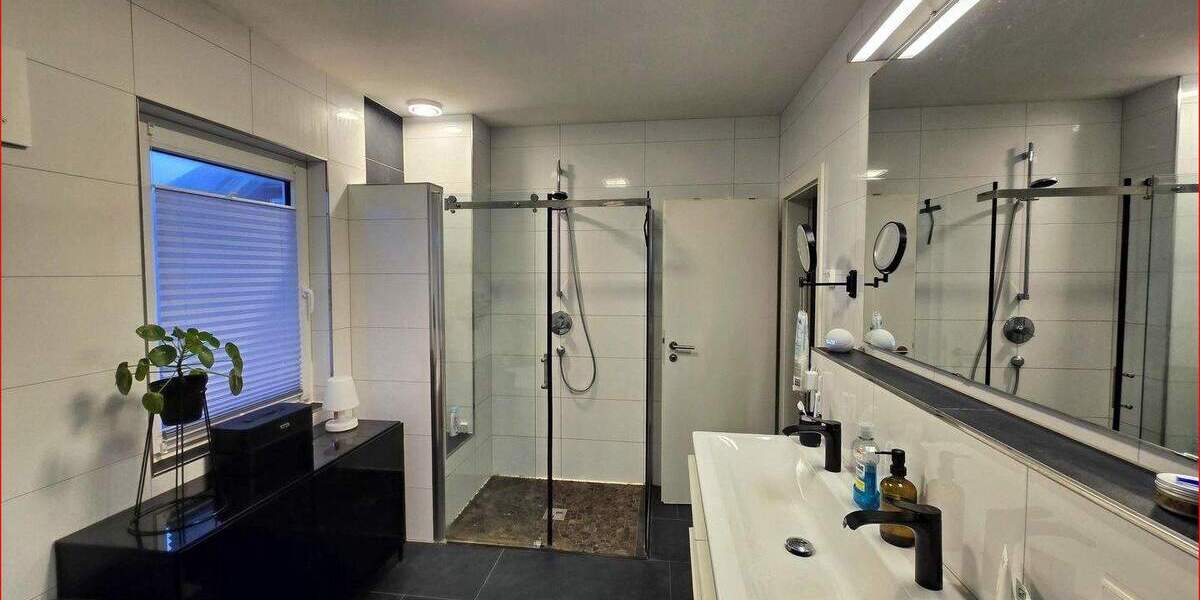 Einfamilienhaus Neuenbürg Arnbach - 6 Zimmer, 144 m&sup2;, 679.000&euro; | Angebot:25665821