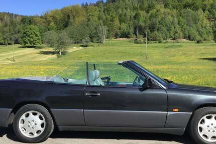 Mercedes-Benz 300 174.000 km 24.850 &euro; Bad Wildbad 75323