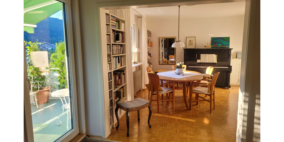 RESERVIERT - Schönes Landhaus mit Einliegerwohnung - Einfamilienhaus Bad Wildbad | Angebot:25867176