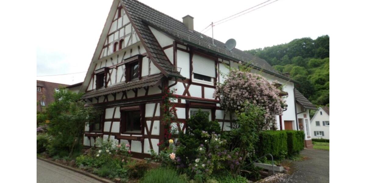 Etagenwohnung Gaggenau - 7 Zimmer, 166 m&sup2;, 1.660&euro; | Angebot:25160998