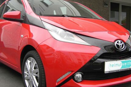 Toyota Aygo (X) 33.400 km 9.800 &euro; Bühl 77815