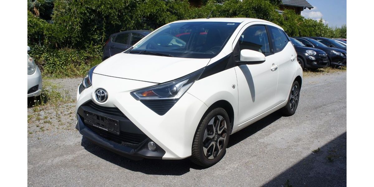 Toyota Aygo (X) 103.000 km 8.700 &euro; Malsch 76316