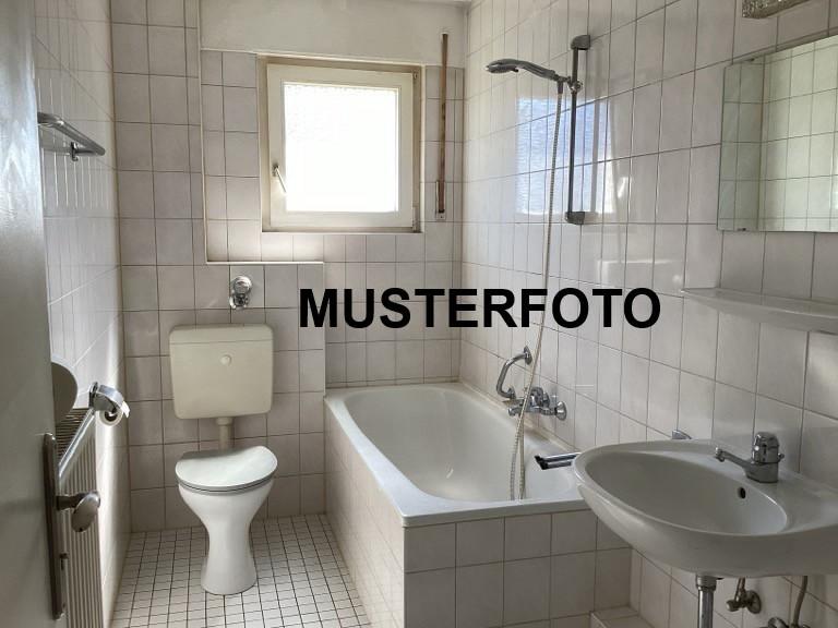 Etagenwohnung Rastatt - 2.5 Zimmer, 60 m&sup2;, 641&euro; | Angebot:25881288