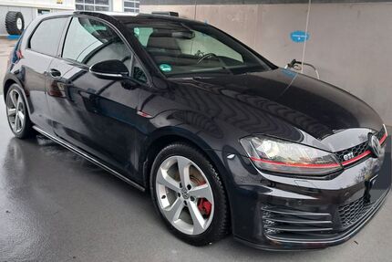 VW Golf 57.000 km 17.499 &euro; Weisenbach 76599