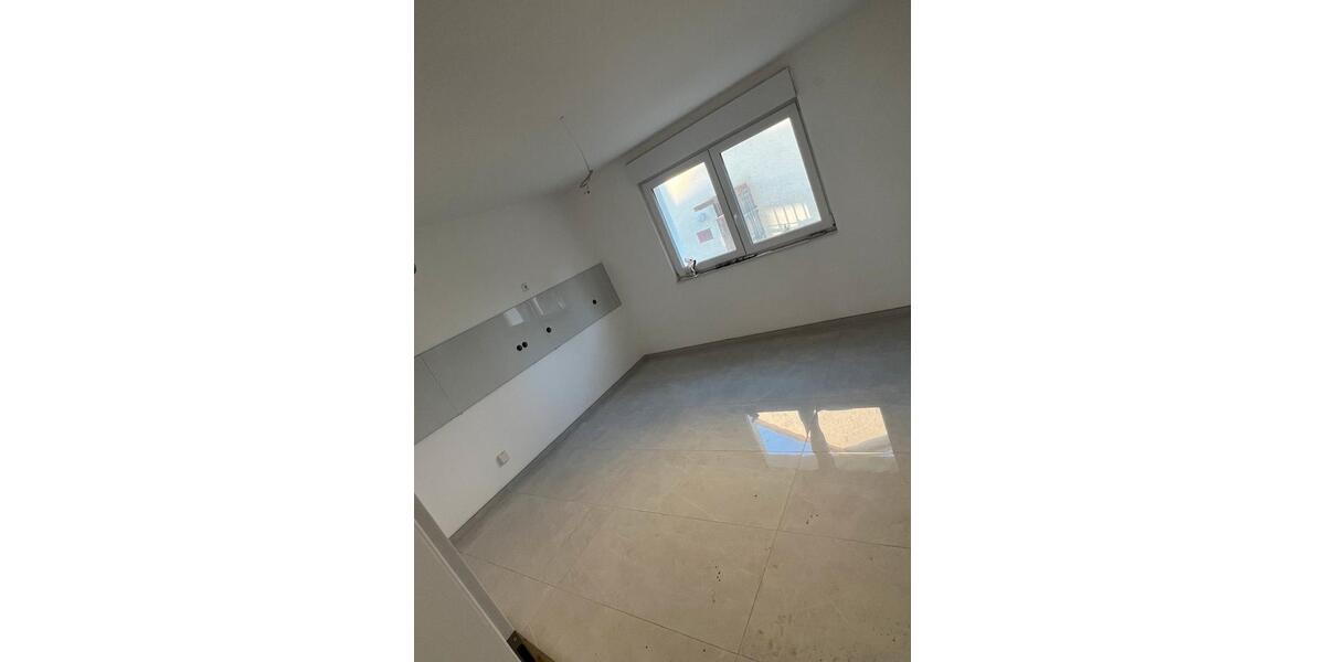 Erdgeschoßwohnung Rastatt - 3 Zimmer, 82 m&sup2;, 1.300&euro; | Angebot:23808277