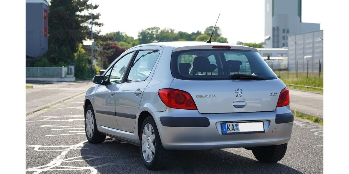 Peugeot 307 120.000 km 2.400 &euro; Ettlingen 76275