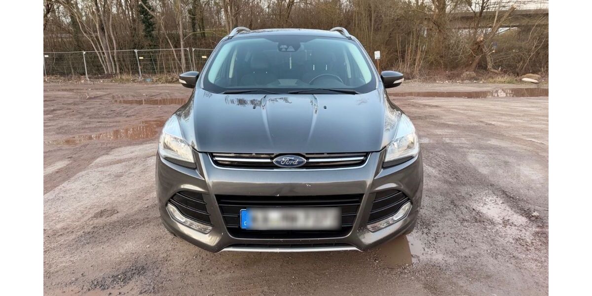 Ford Kuga 168.600 km 9.350 &euro; Scheibenhardt 76779