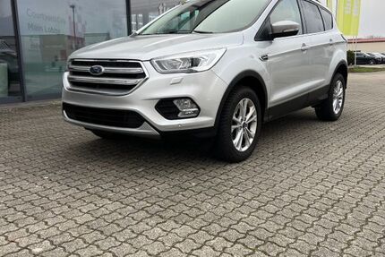 Ford Kuga 64.555 km 15.700 &euro; Achern 77855