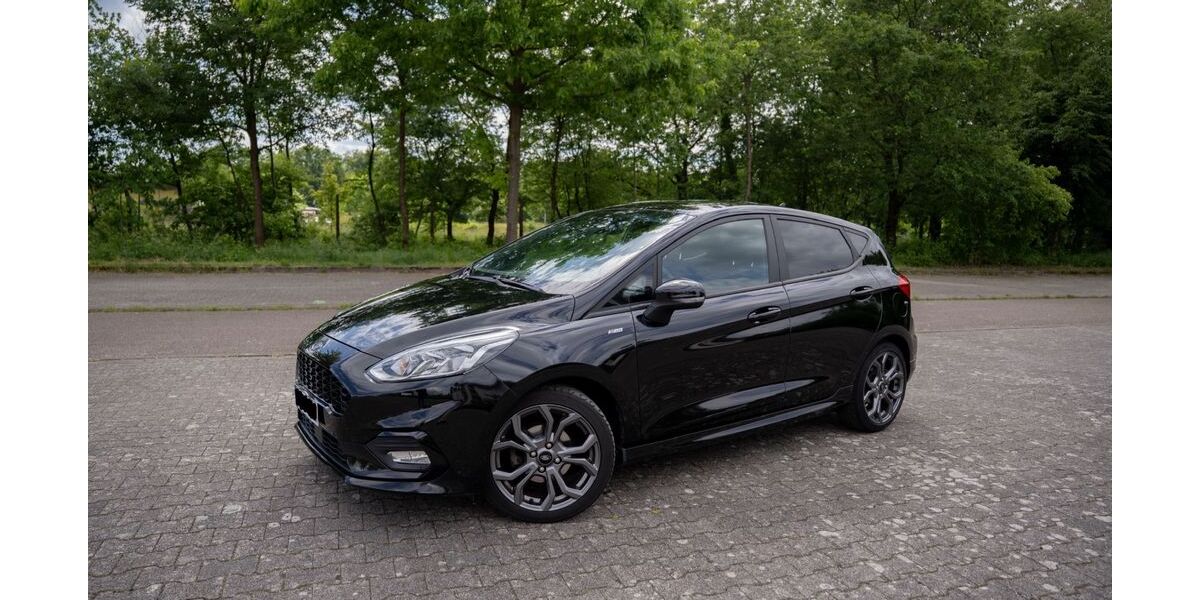 Ford Fiesta 74.950 km 8.600 &euro; Rastatt 76437