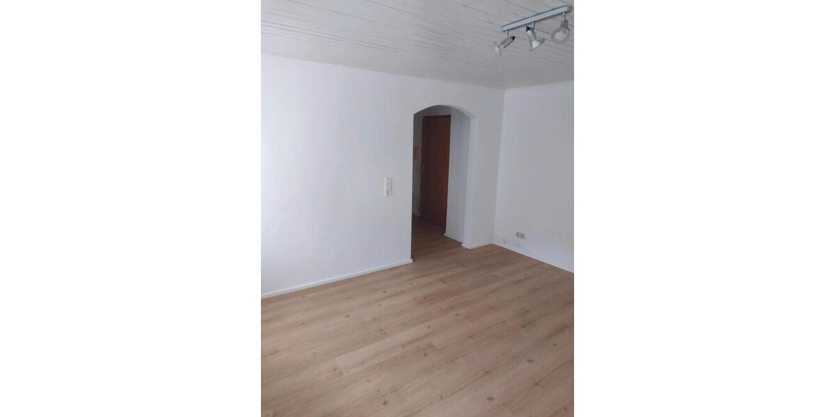 Erdgeschoßwohnung Karlsbad - 1.5 Zimmer, 31 m&sup2;, 480&euro; | Angebot:25980485
