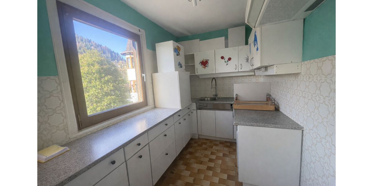 Mehrfamilienhaus, Wohnhaus Bad Wildbad - 7 Zimmer, 160 m&sup2;, 299.000&euro; | Angebot:24698220