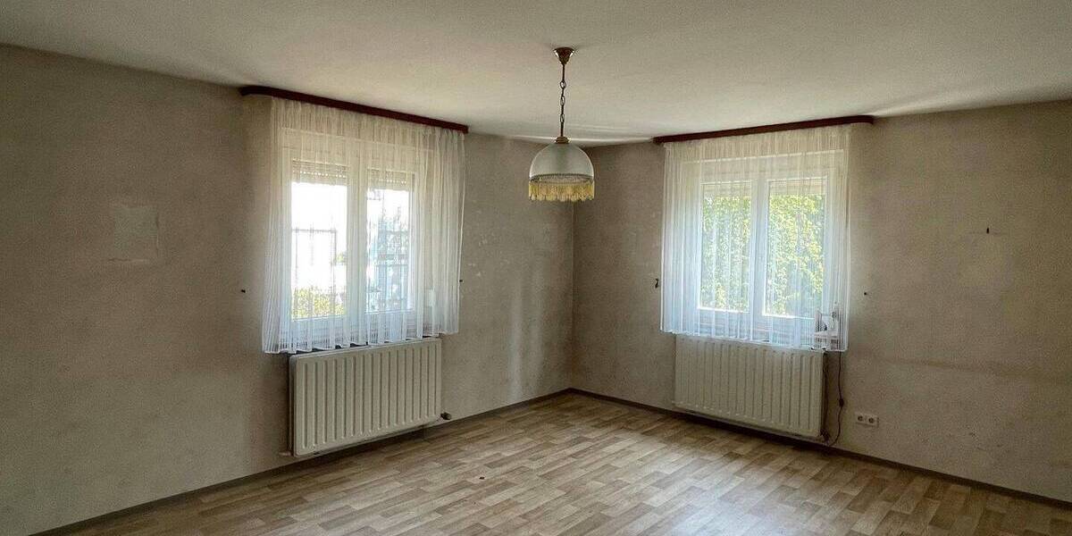 Mehrfamilienhaus, Wohnhaus Achern - 9 Zimmer, 210 m&sup2;, 475.000&euro; | Angebot:25746462