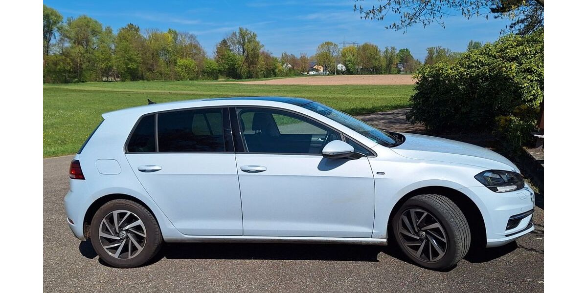 VW Golf 113.000 km 13.900 &euro; Baden-Baden 76534