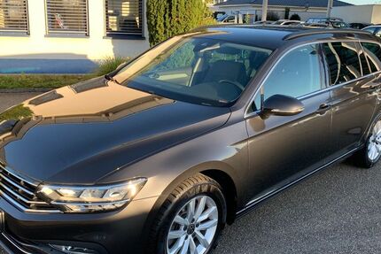 VW Passat Variant 25.336 km 30.600 &euro; Sasbach 77880