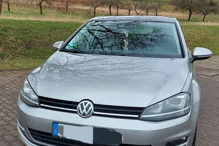 VW Golf 103.000 km 11.800 &euro; Malsch 76316