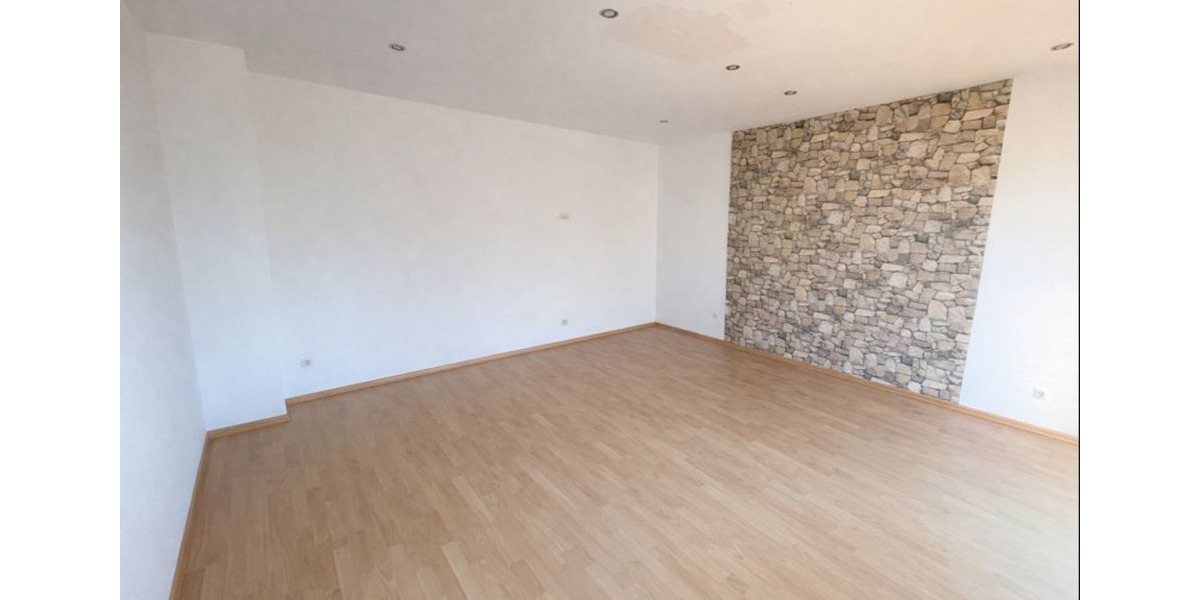 Mehrfamilienhaus, Wohnhaus Bad Wildbad - 7 Zimmer, 160 m&sup2;, 299.000&euro; | Angebot:24698220