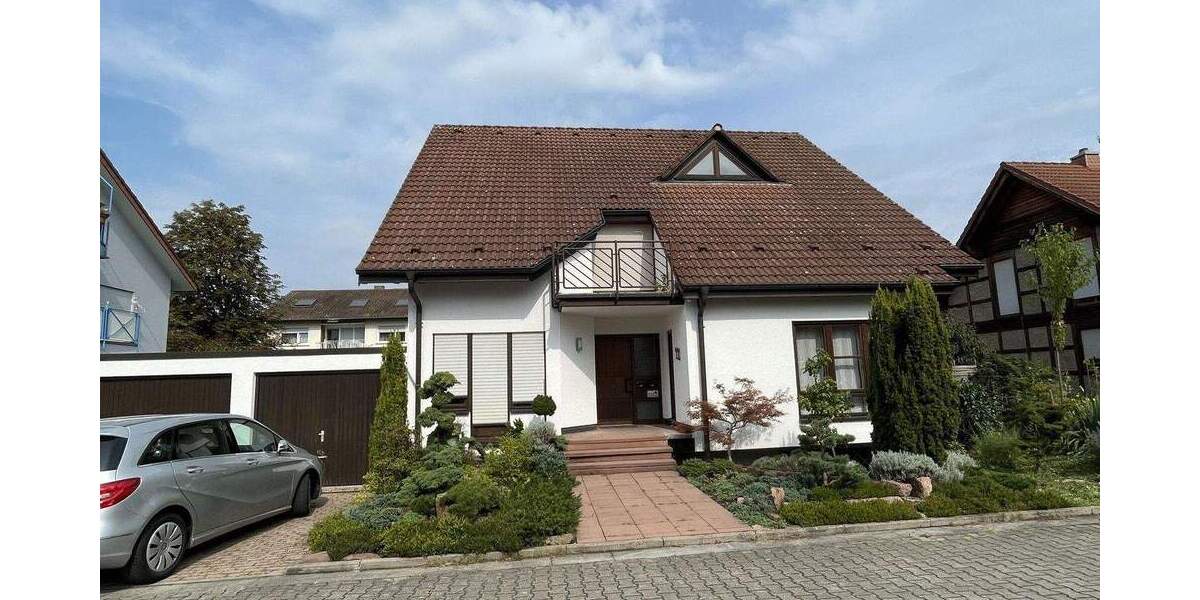 Einfamilienhaus Rastatt - 9 Zimmer, 235 m&sup2;, 780.000&euro; | Angebot:25783190