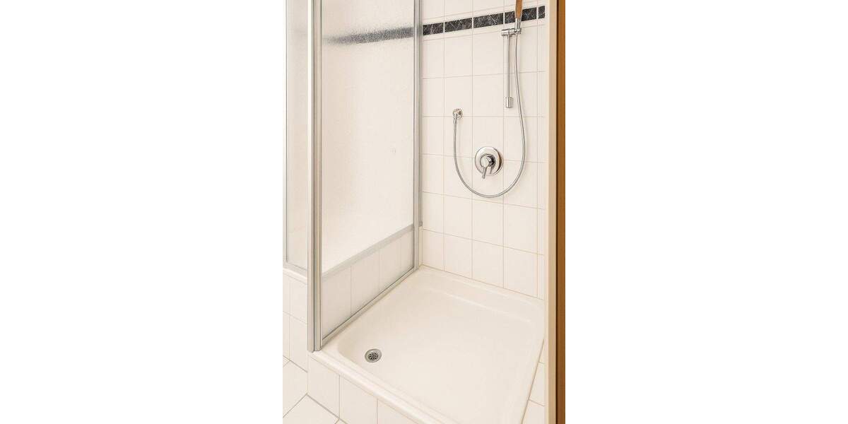 Etagenwohnung Sinzheim Ortsgebiet - 4 Zimmer, 105 m&sup2;, 349.000&euro; | Angebot:25695233