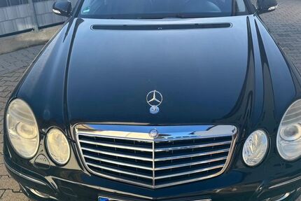 Mercedes-Benz E 280 175.421 km 9.500 &euro; Au 76474