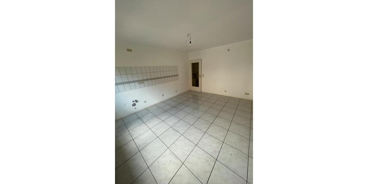 Erdgeschoßwohnung Baden-Baden Baden - 3 Zimmer, 110 m&sup2;, 1.250&euro; | Angebot:25298778