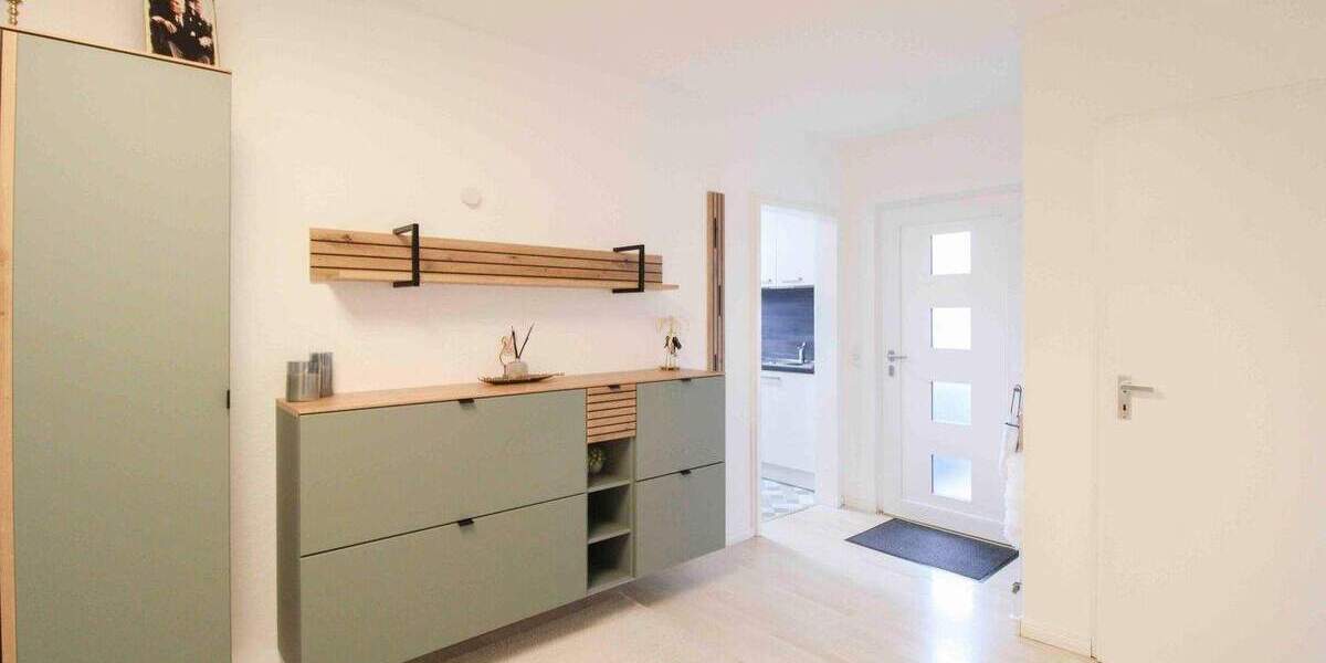 Etagenwohnung Neuenbürg - 3 Zimmer, 98 m&sup2;, 269.000&euro; | Angebot:25928961