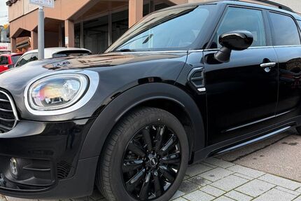 Mini Countryman D (Cooper) 111.506 km 17.499 &euro; Bad Wildbad 75323