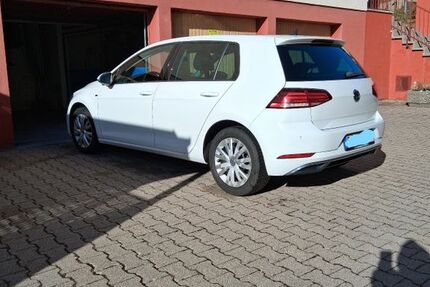VW Golf 129.000 km 11.990 &euro; Schömberg 75328