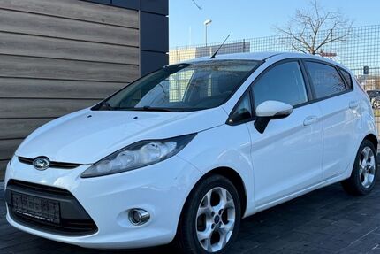 Ford Fiesta 142.500 km 4.900 &euro; Baden-Württemberg - Nagold 72202