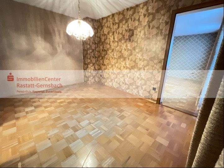 Einfamilienhaus Forbach - 7 Zimmer, 267 m&sup2;, 179.000&euro; | Angebot:25797593