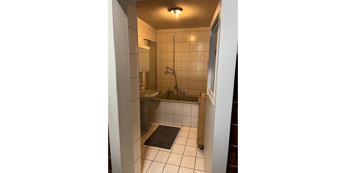 Mehrfamilienhaus, Wohnhaus Durmersheim - 9 Zimmer, 200 m&sup2;, 400.000&euro; | Angebot:25942535