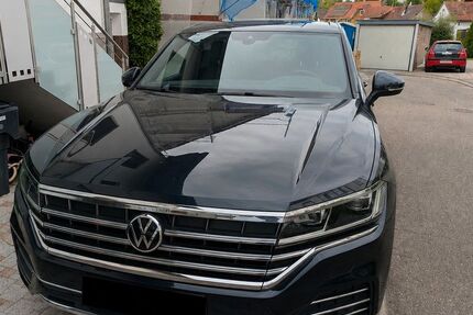 VW Touareg 72.000 km 36.900 &euro; Gernsbach 76593