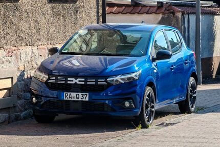 Dacia Sandero 35.000 km 12.000 &euro; Muggensturm 76461