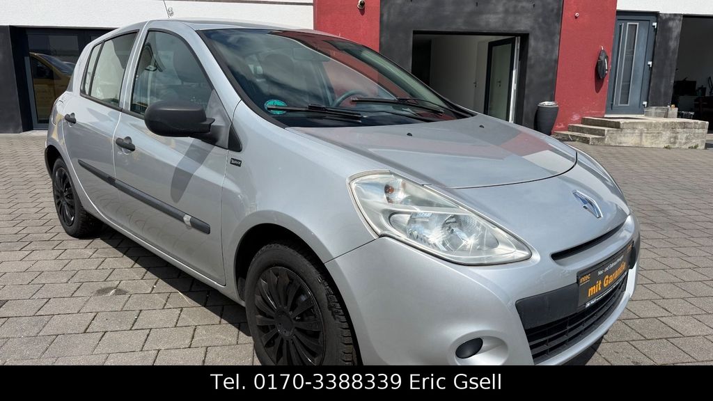Renault Clio 157.278 km 2.900 &euro; Baden-Baden 76532