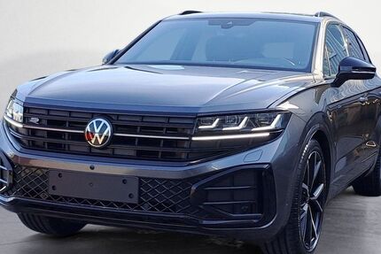 VW Touareg 2.450 km 91.845 &euro; Bühl 77815