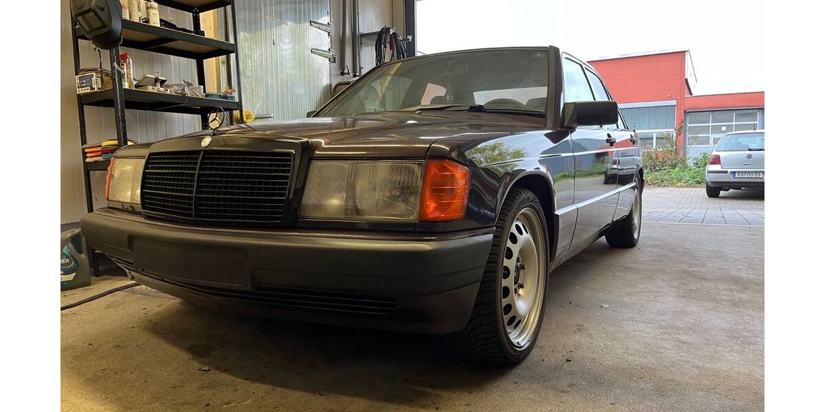 Mercedes-Benz 190 257.000 km 5.500 &euro; Ötigheim 76470