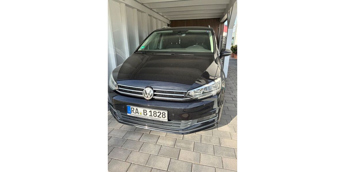 VW Touran 100.600 km 18.200 &euro; Baden Baden 76532