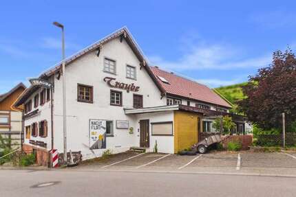 Haus Bühlertal - 18 Zimmer, 1 m&sup2;, 235.000&euro; | Angebot:27043145