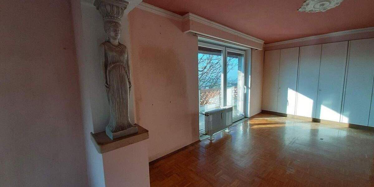 Einfamilienhaus Ottersweier Ortsgebiet - 7 Zimmer, 170 m&sup2;, 550.000&euro; | Angebot:25654336