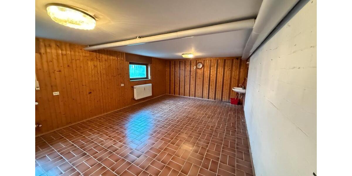 Einfamilienhaus Rheinstetten - 11 Zimmer, 320 m&sup2;, 749.000&euro; | Angebot:25823876