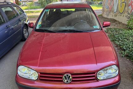 VW Golf 174.000 km 1.750 &euro; Baden-Baden 76530