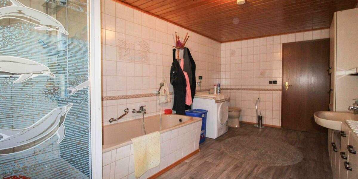 Einfamilienhaus Forbach Langenbrand - 6 Zimmer, 310.000&euro; | Angebot:25750702