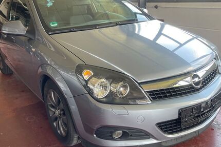 Opel Astra 139.000 km 2.500 &euro; Baden-Württemberg - Hechingen 72379