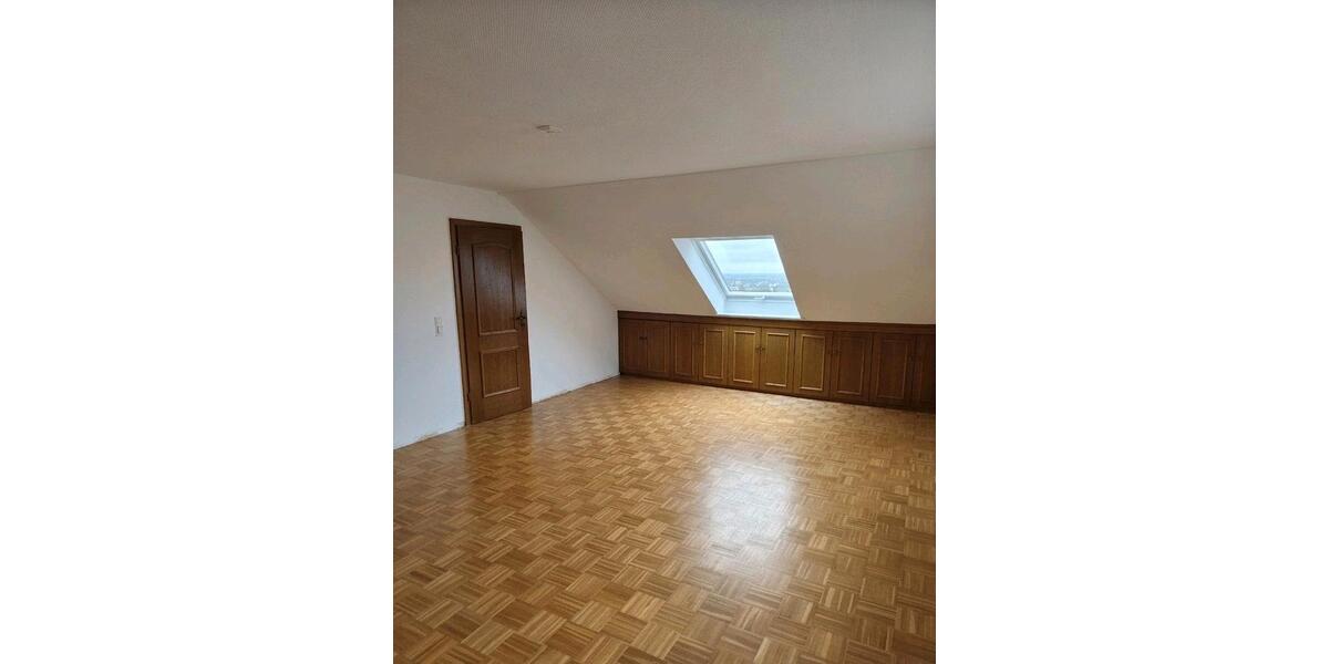 Dachgeschoßwohnung Baden-Baden Lichtental - 2 Zimmer, 75 m&sup2;, 850&euro; | Angebot:25892349