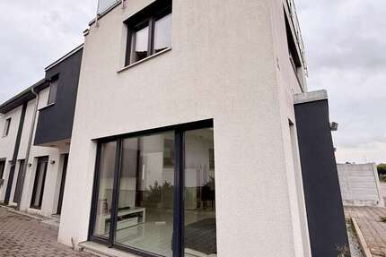 Haus Rheinau - 4 Zimmer, 162 m&sup2;, 369.000&euro; | Angebot:24706970